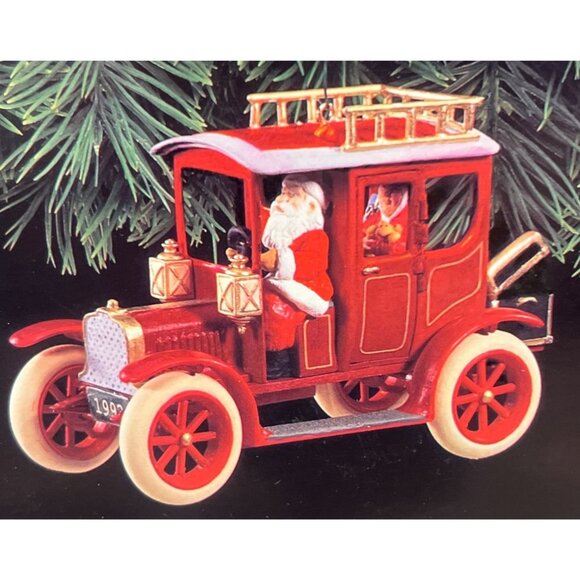 1993 HALLMARK KEEPSAKE ORNAMENT QX567-5 Shopping with Santa here comes santa Car - Picture 6 of 8
